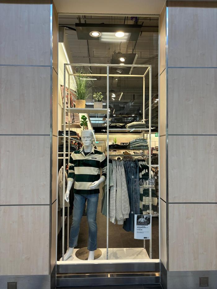 BLACKOUT, Sandstrasse in Urtenen-Schönbühl