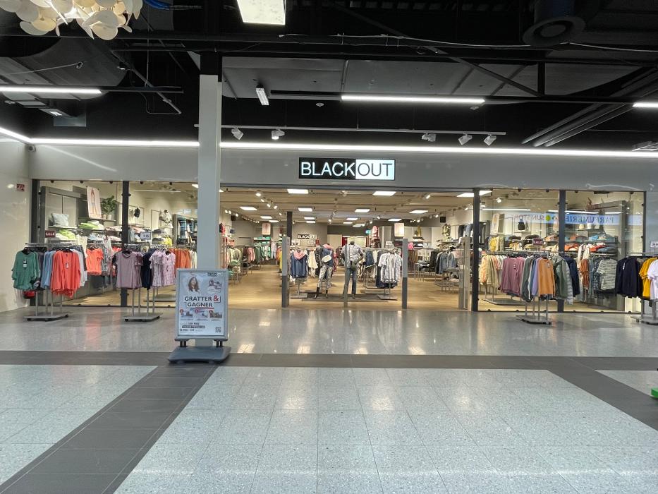 BLACKOUT, En Mylavy in Avenches