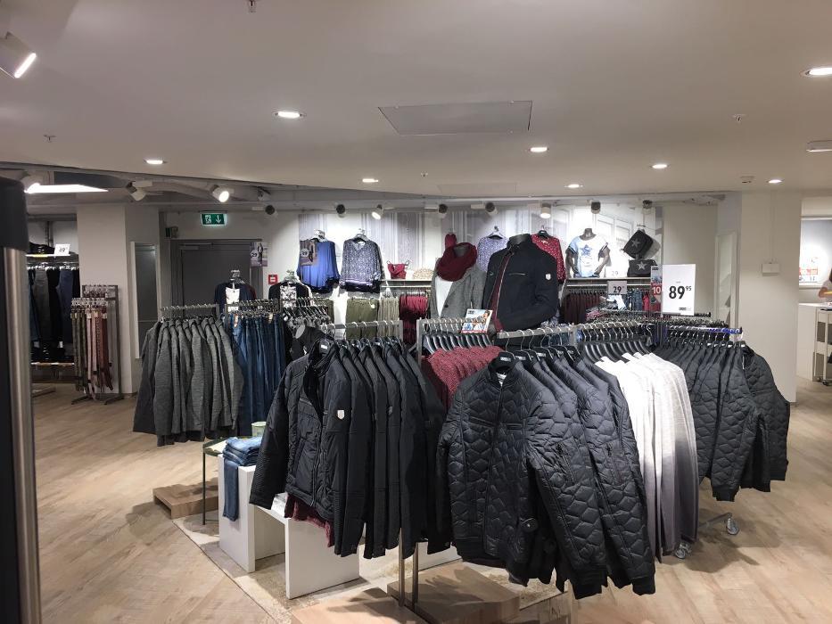 BLACKOUT, Hochhaus in Spreitenbach