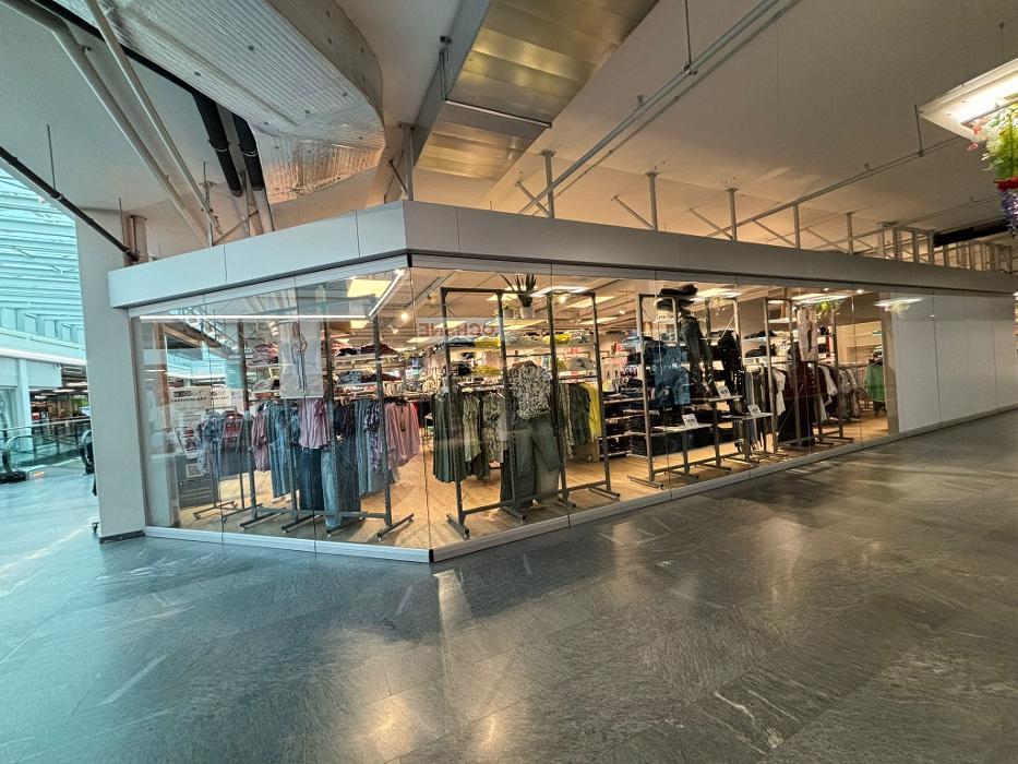 BLACKOUT, Steinbislin in Seewen