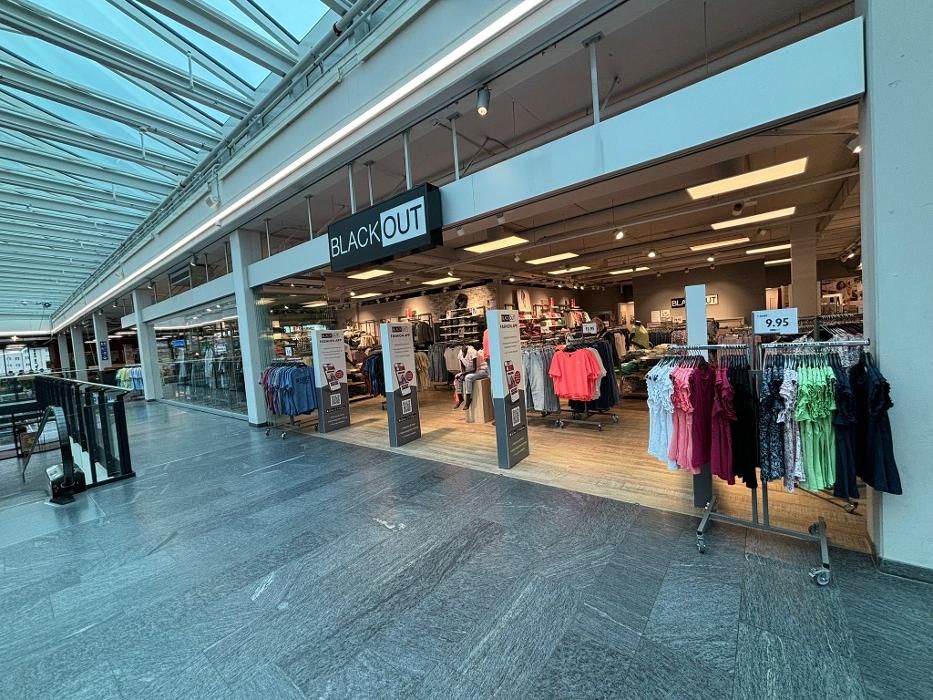 BLACKOUT, Steinbislin in Seewen