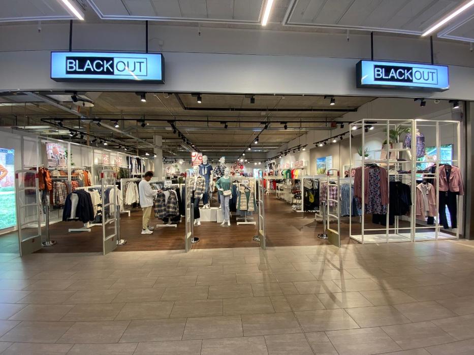 BLACKOUT, Rugenparkstrasse in Interlaken