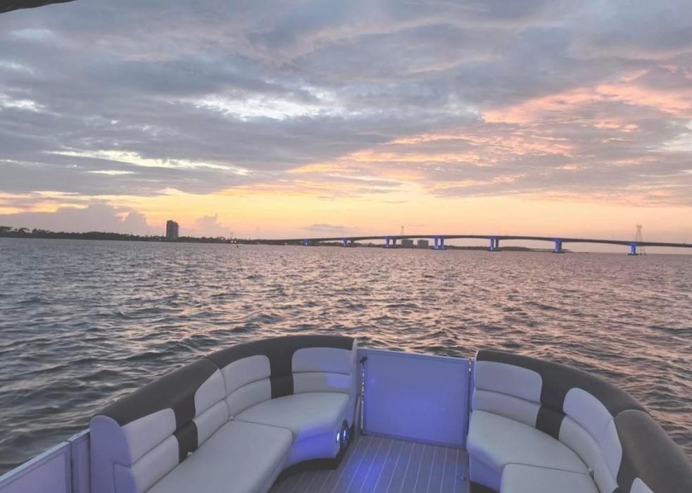 Hideaway Pontoon Rentals - Panama City, FL