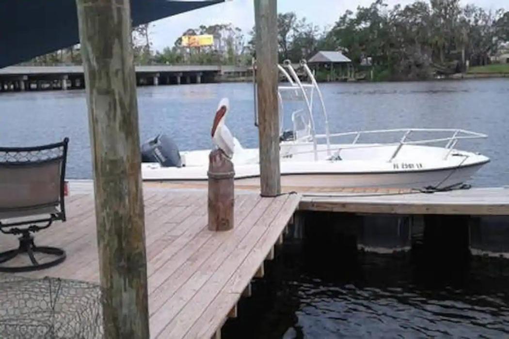 Hideaway Pontoon Rentals - Panama City, FL