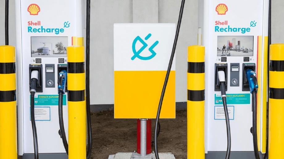 Shell Recharge Charging Station, Inneboltstraße in Neukirchen-Vluyn