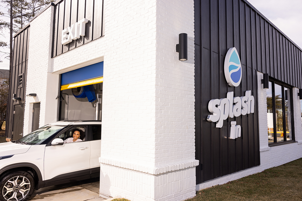 Get a car wash at Splash In located at 24755 Gum Spring Road, Chantilly, VA!