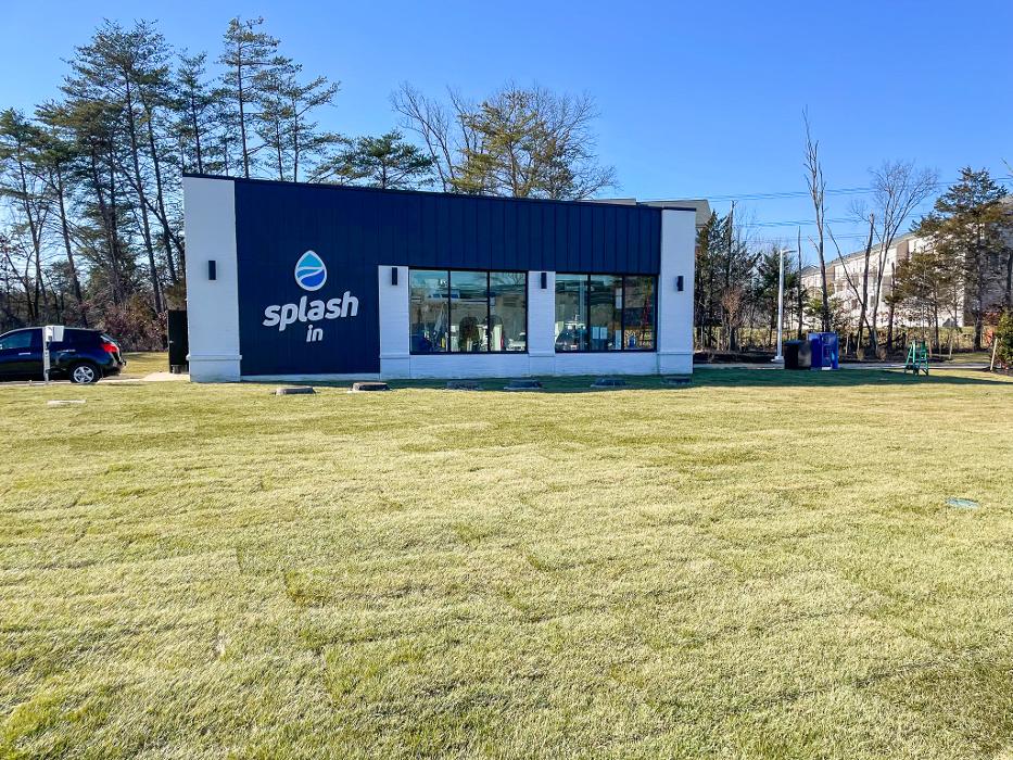 Get a car wash at 24755 Gum Spring Road, Chantilly, VA!