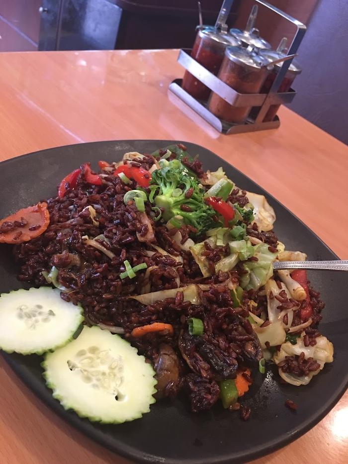 S Thai Food Restaurant Image