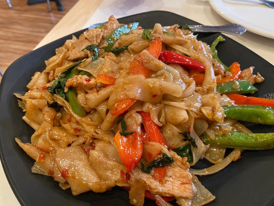 S Thai Food Restaurant Image