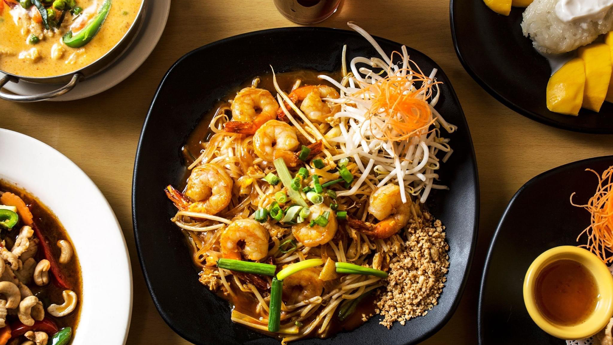 S Thai Food Restaurant Image