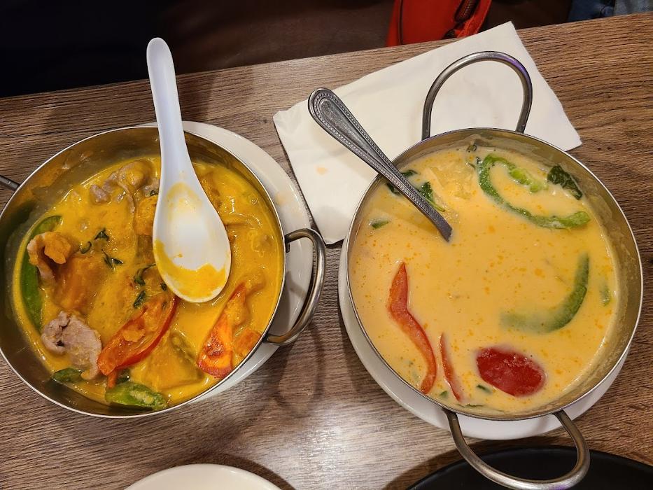 S Thai Food Restaurant Image