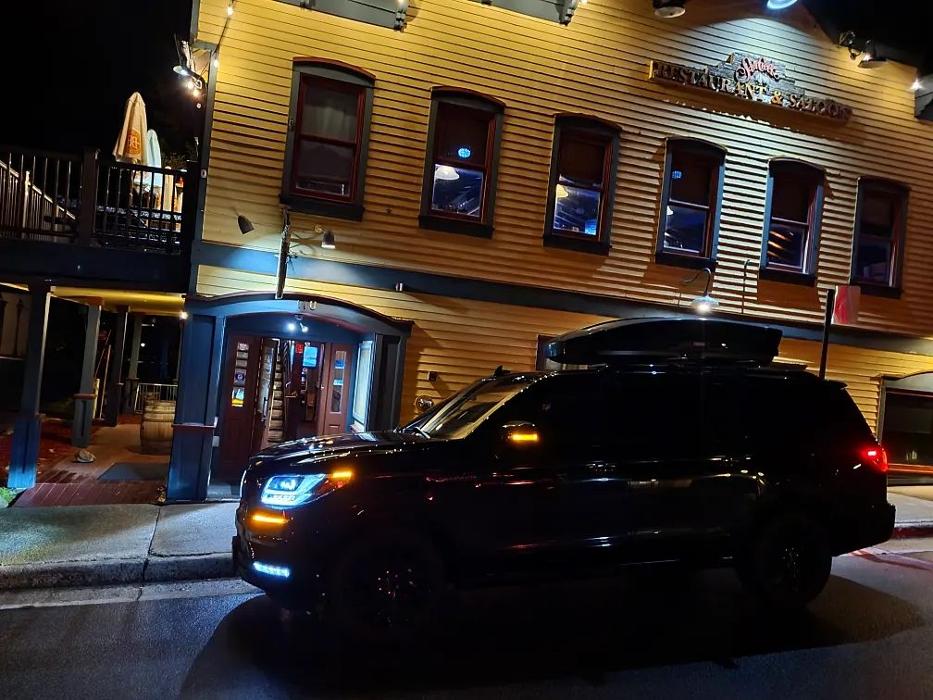 Summit Black Car - Dillon, CO