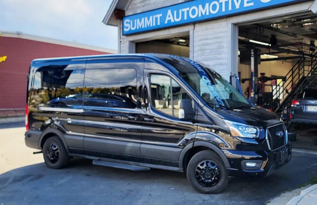 Summit Black Car - Dillon, CO