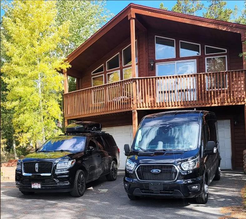 Summit Black Car - Dillon, CO