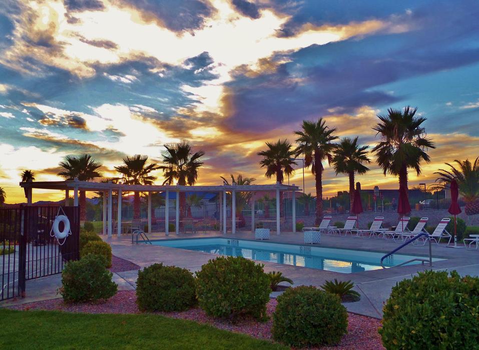 Wine Ridge RV Resort & Cottages - Pahrump, NV