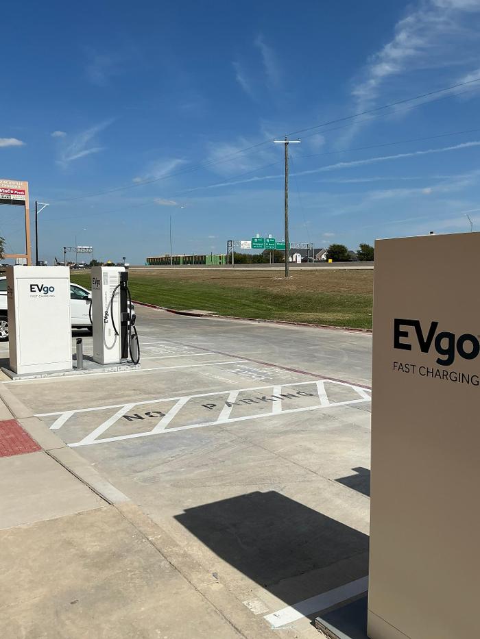 EVgo Car Charging Station - Duncanville, TX
