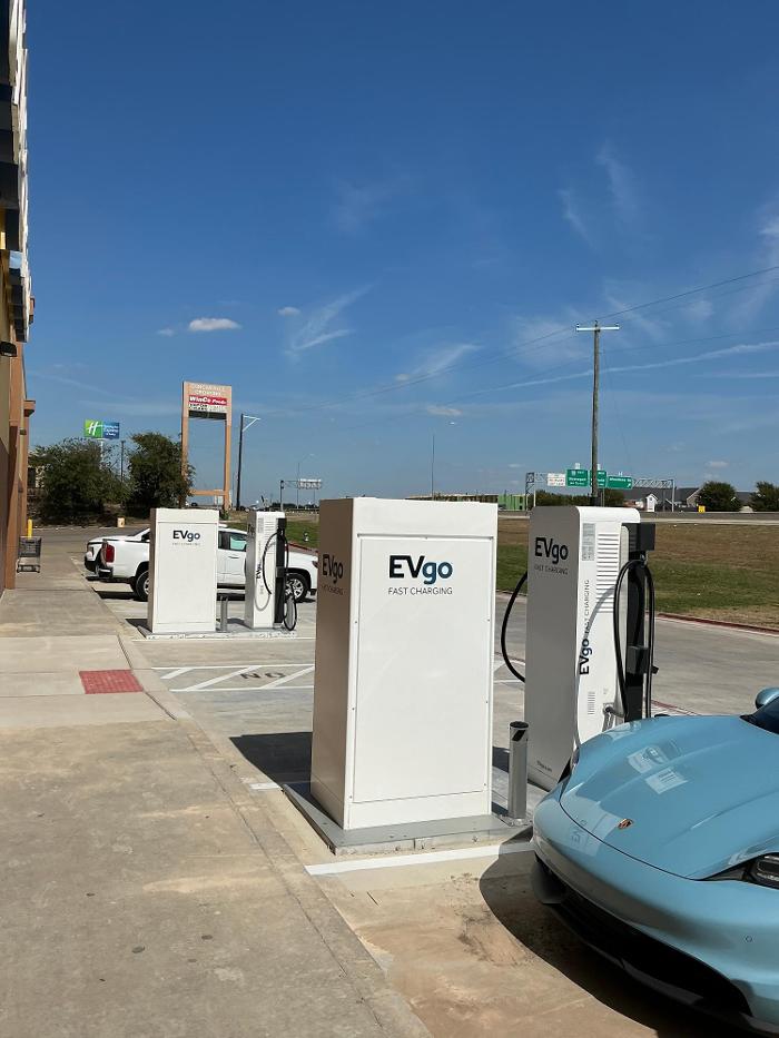 EVgo Car Charging Station - Duncanville, TX