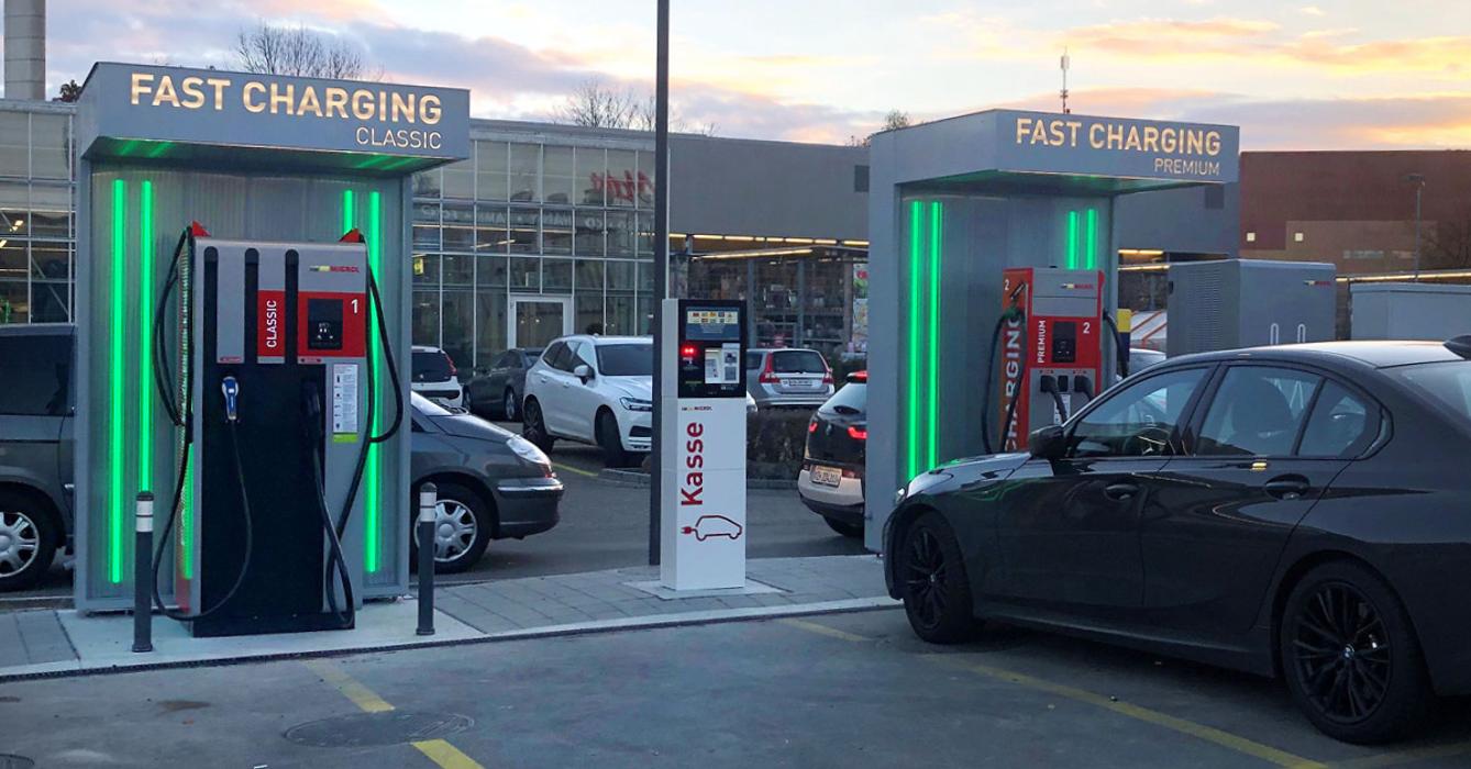 Migrol Tankstelle, Hölzliwisenstrasse in Volketswil