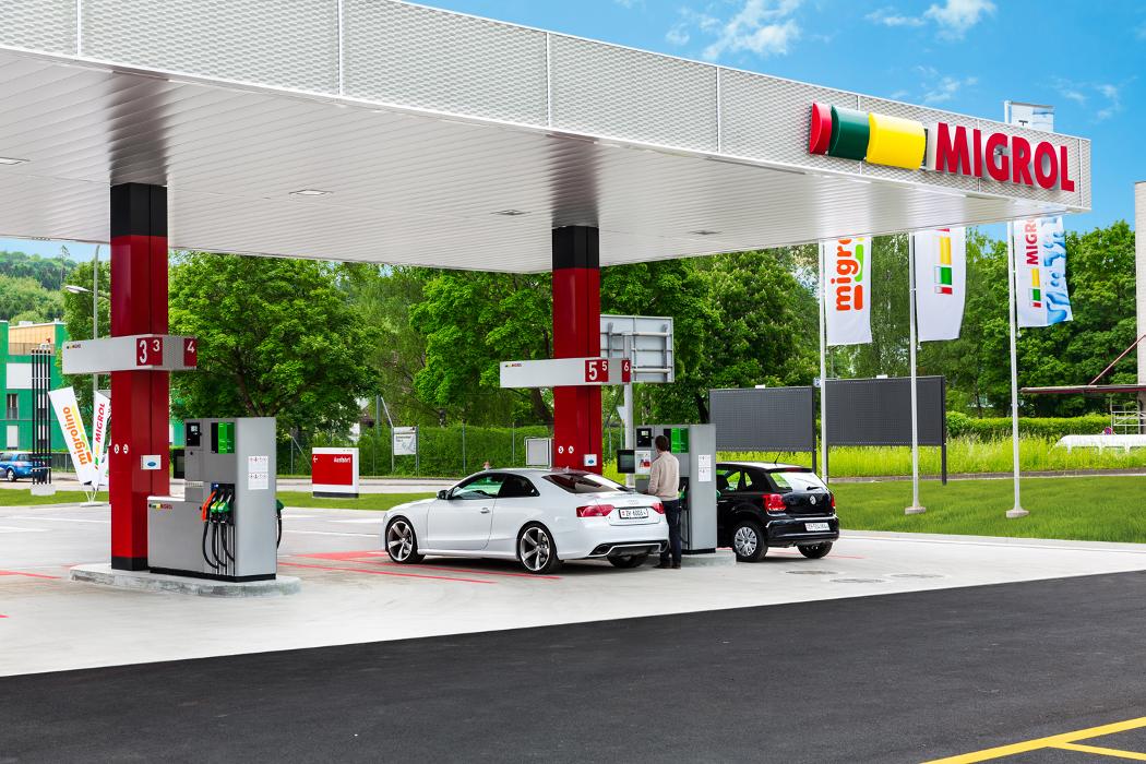 Migrol Tankstelle, Hauptstrasse in Rohr