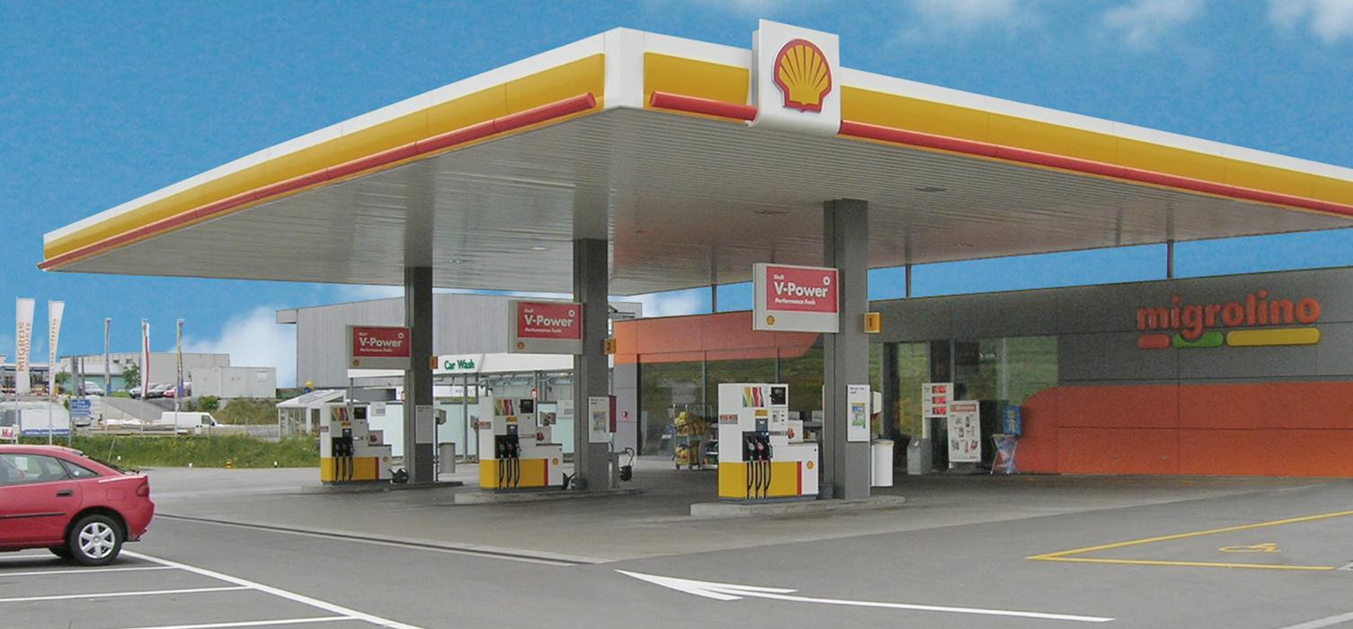 Migrol Service mit Shell-Treibstoff, Hochbergerstrasse in Basel