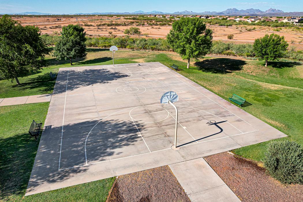 LGI Homes - Red Rock Village Image