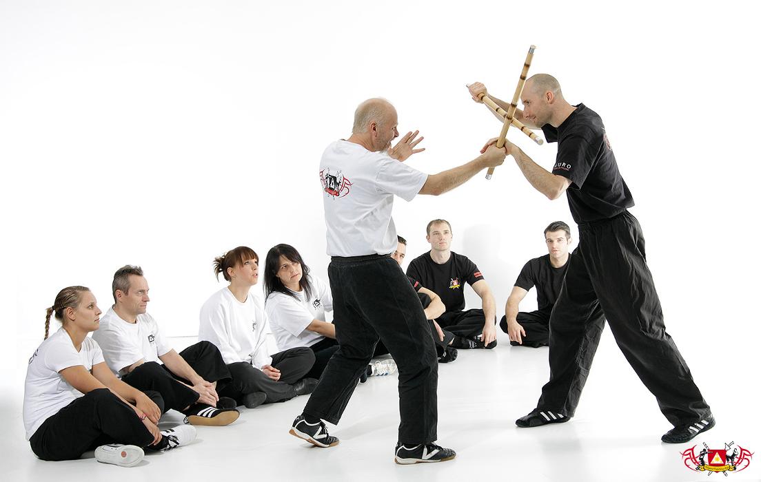 ACADEMY Karlsruhe, Linkenheimer Landstraße in Karlsruhe