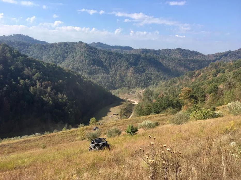 Devil's Backbone Adventure Resort - Matewan, WV