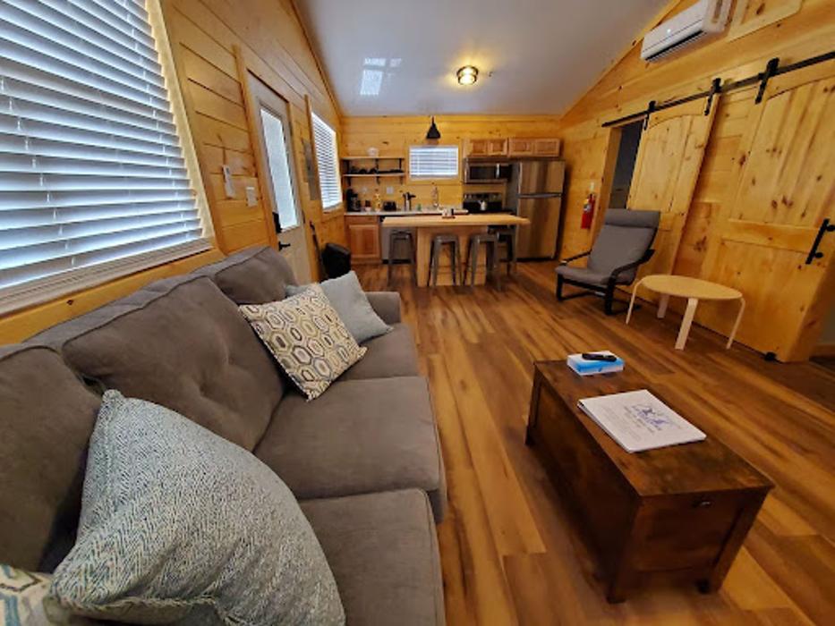 Devil's Backbone Adventure Resort - Matewan, WV