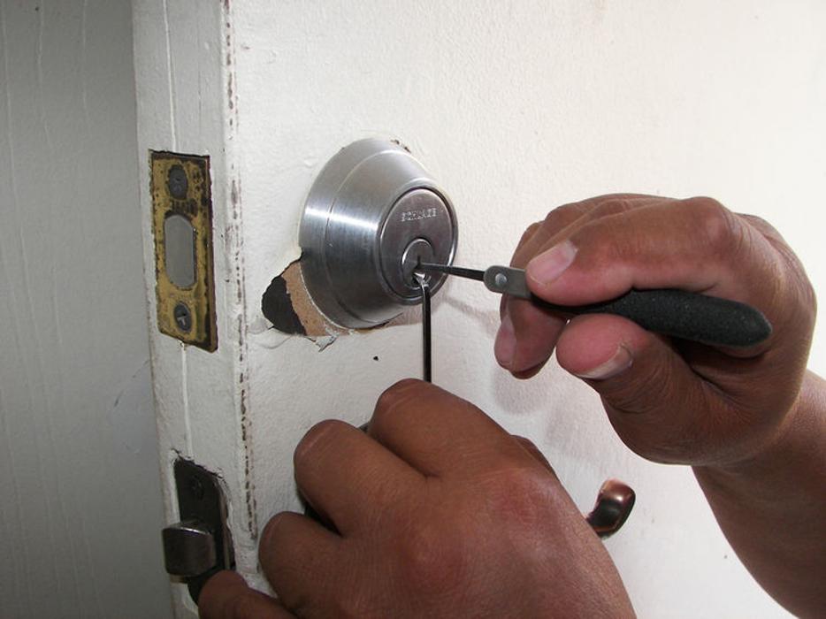 Public Locksmith Inc. - Miami Beach, FL
