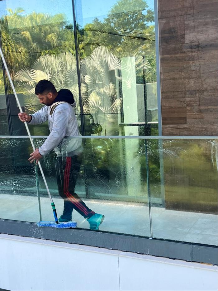 Window Washers Miami Corp - Miami, FL
