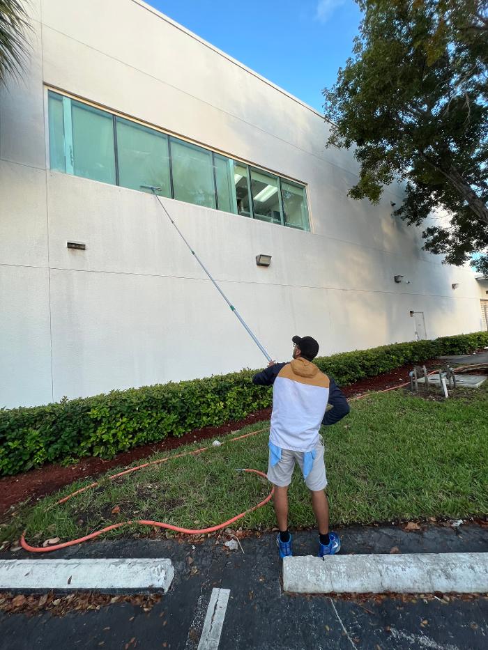 Window Washers Miami Corp - Miami, FL