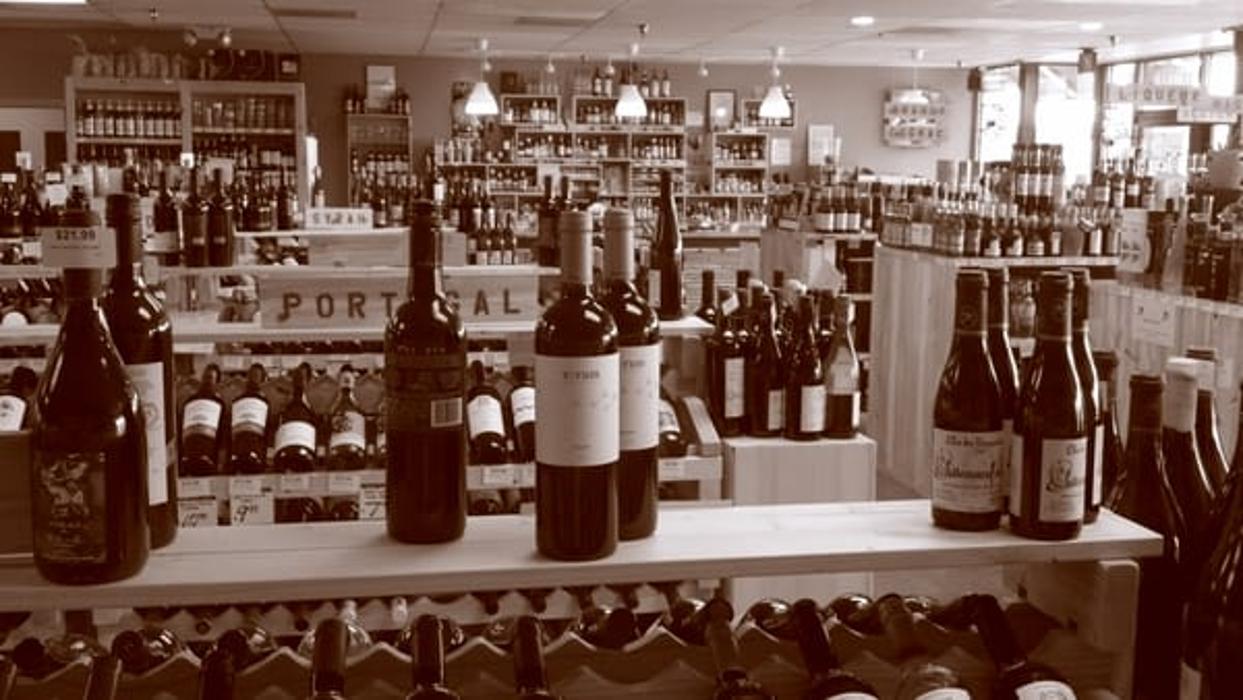 B town wine + spirits - Boulder, CO