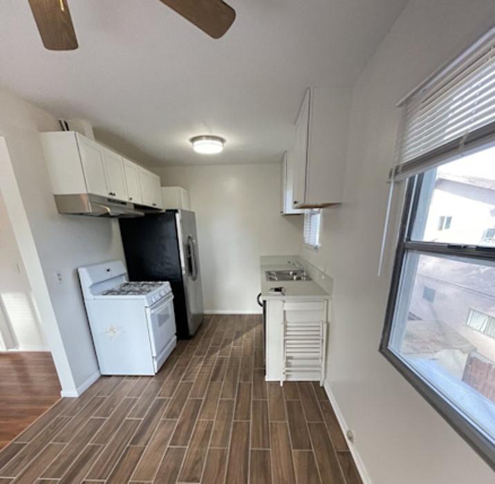 Modern Property Management - Northridge, CA