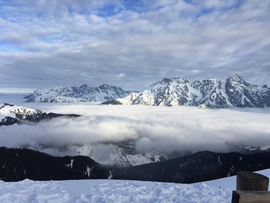 Wildenkarhütte GmbH, Schönleitenweg in Saalbach