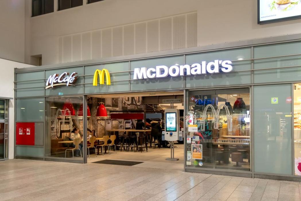 McDonald's, Portsmouthplatz in Duisburg