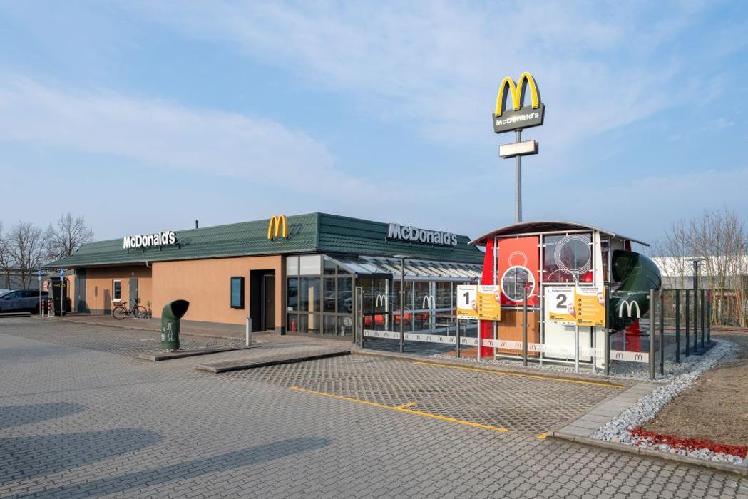 McDonald's, Ludwig-Erhard-Straße in Massen-Niederlausitz