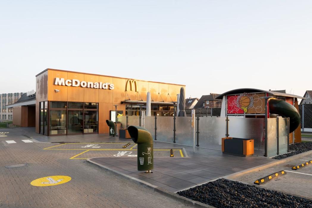 McDonald's, Gebrüder-Welger-Straße in Wolfenbüttel