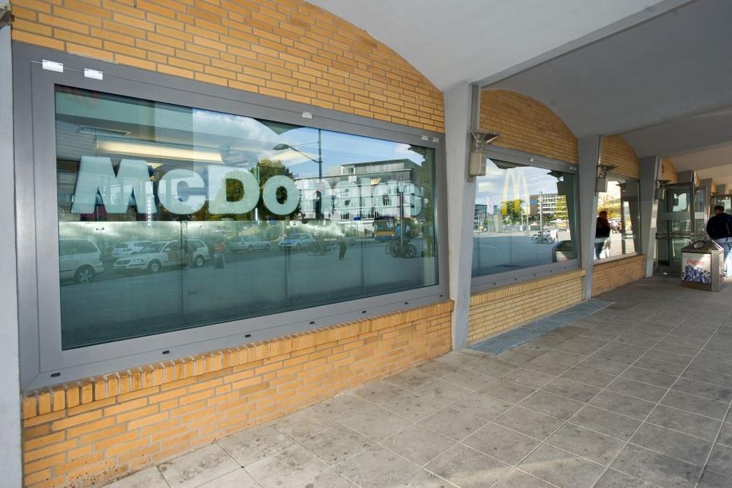 McDonald's, Willy-Brandt-Platz in Wolfsburg