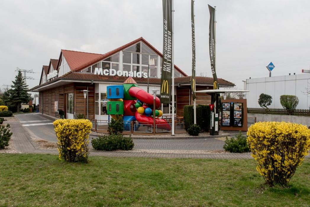 McDonald's, Otto-Schmidt-Straße in Taucha