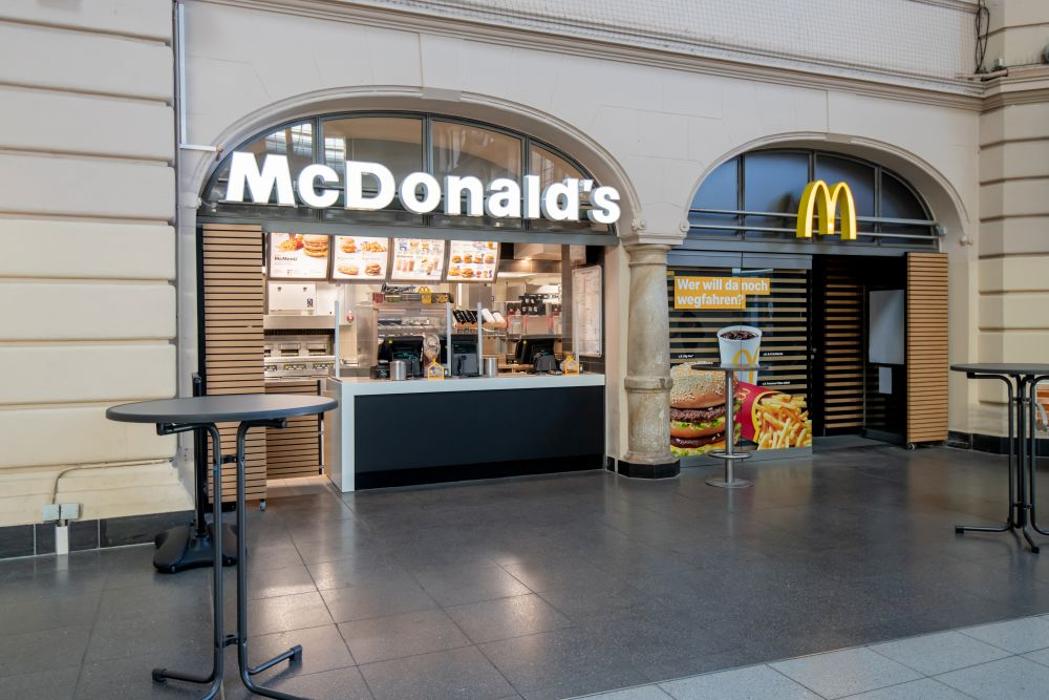 McDonald's, Hans-Dietrich-Genscher-Platz in Halle (Saale)