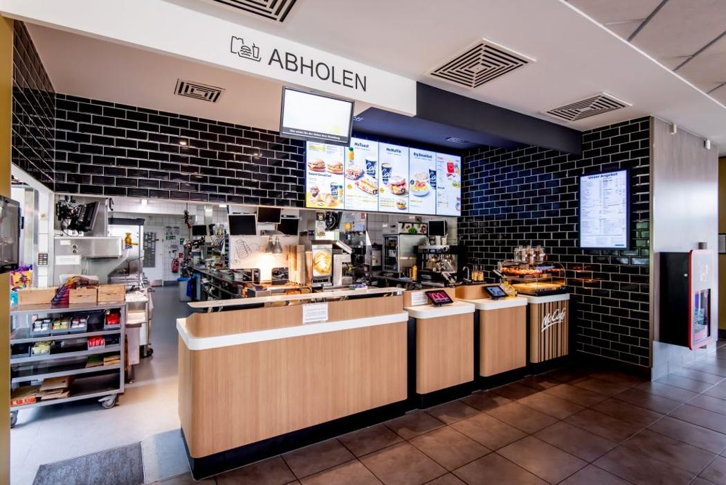 McDonald's, Lutz-Born-Straße in Wolfen