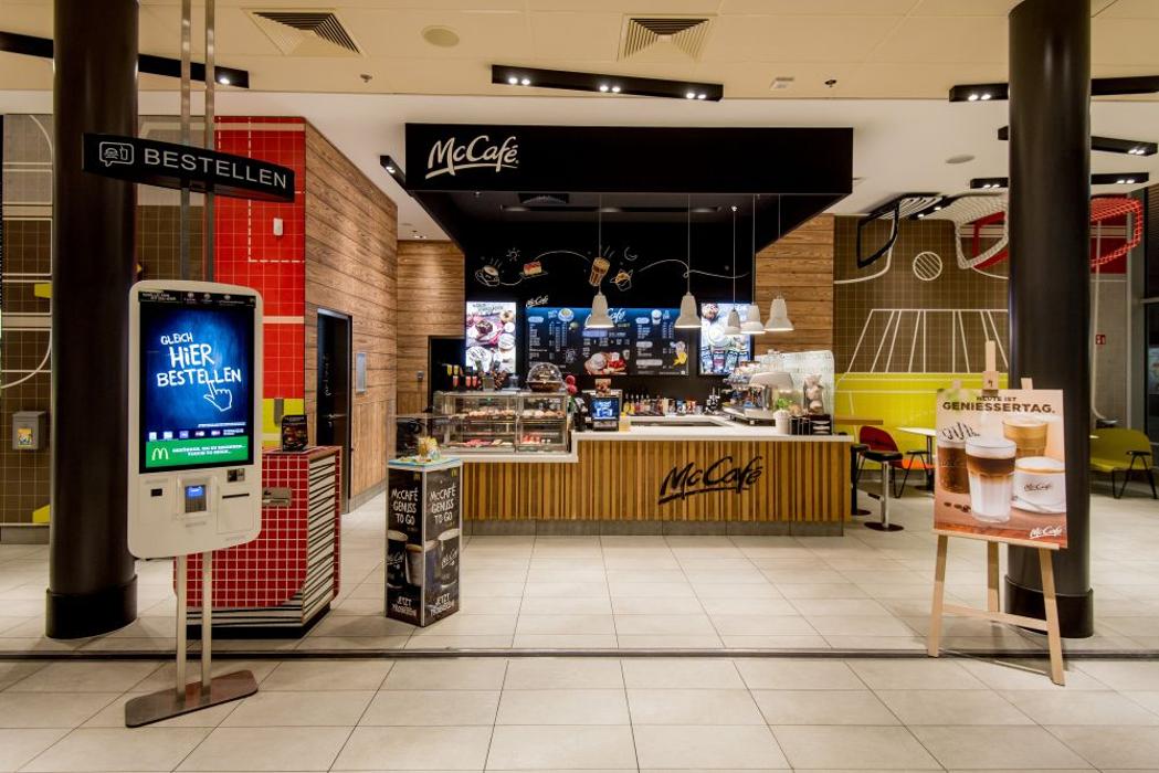 McDonald's, Hanne-Sobek-Platz in Berlin