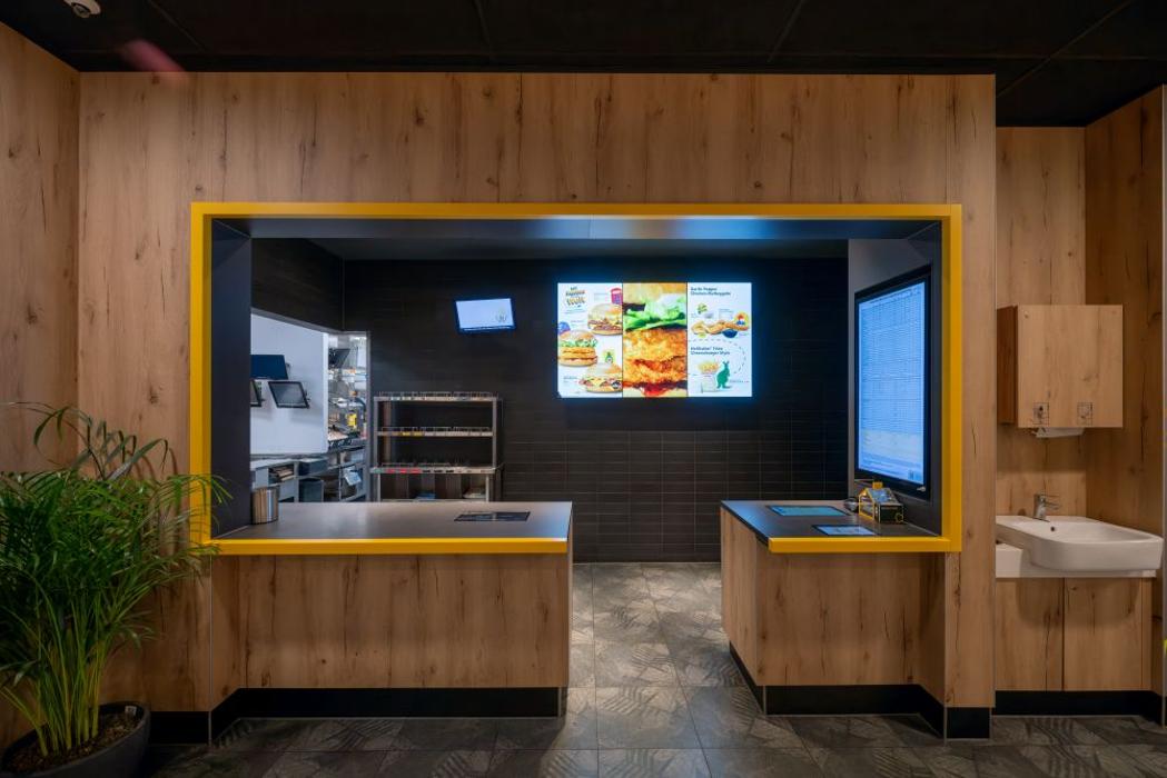 McDonald's, Papenburger Straße in Leer (Ostfriesland)