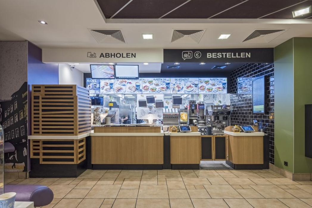 McDonald's, Sperberweg in Neuss