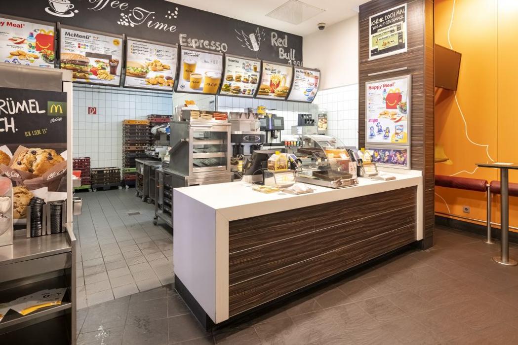 McDonald's, Willy-Brandt-Platz in Kassel