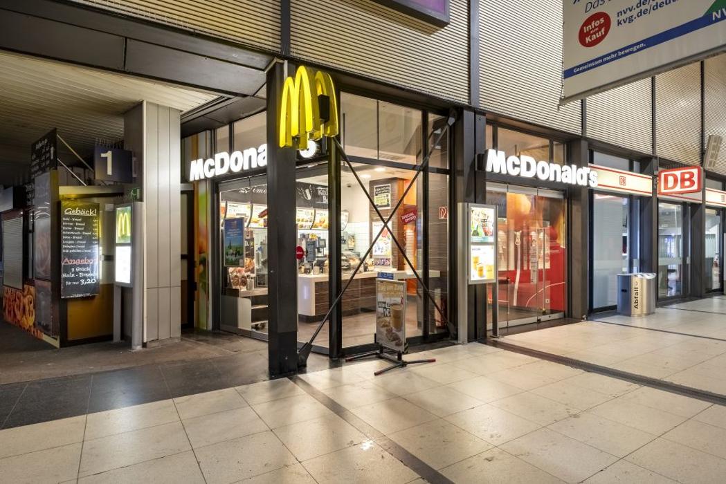McDonald's, Willy-Brandt-Platz in Kassel