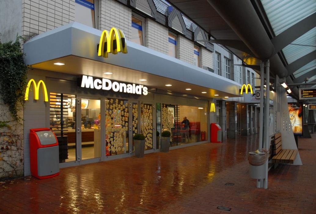 McDonald's, Strengerstraße in Gütersloh