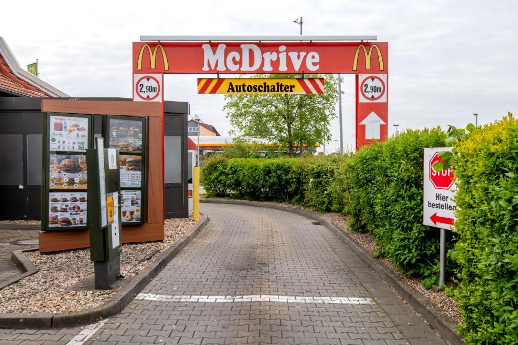 McDonald's, Berliner Allee in Hohe Börde