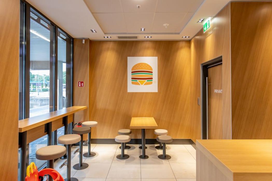 McDonald's, Mailänder Passage in Köln