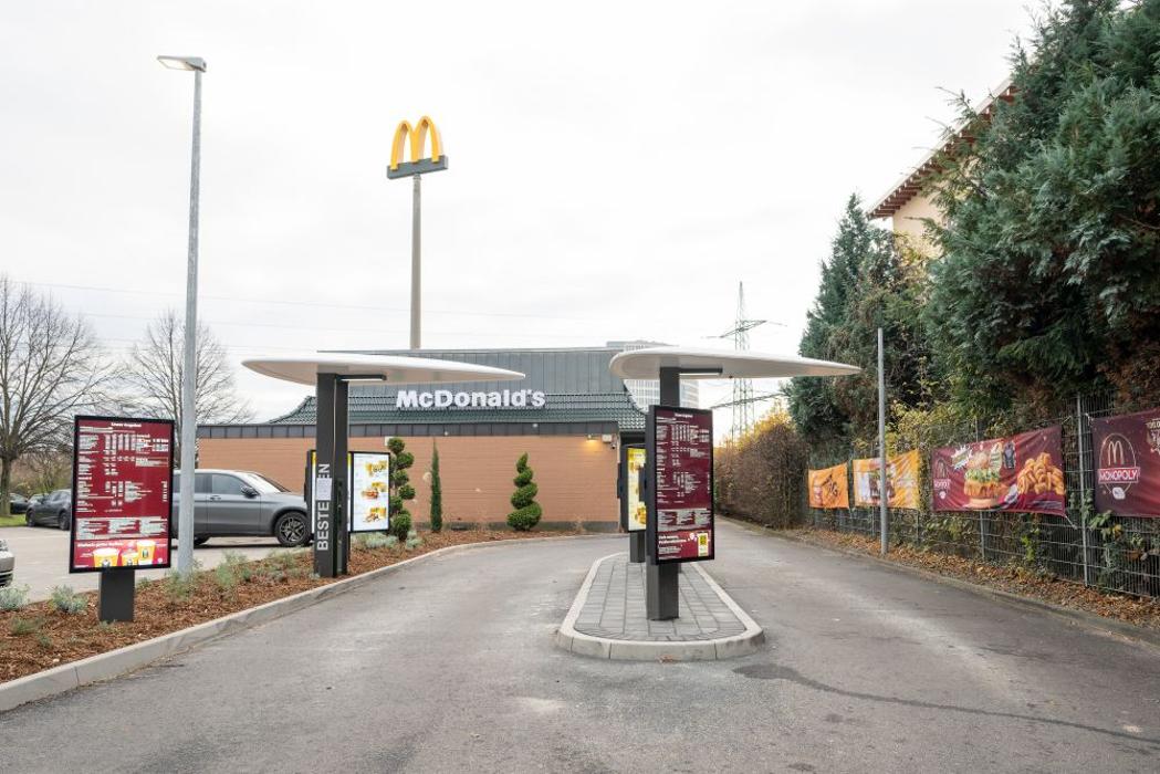 McDonald's, Edmund-Rumpler-Straße in Köln